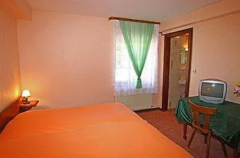 Otel Restaurant Des Vosges 3*